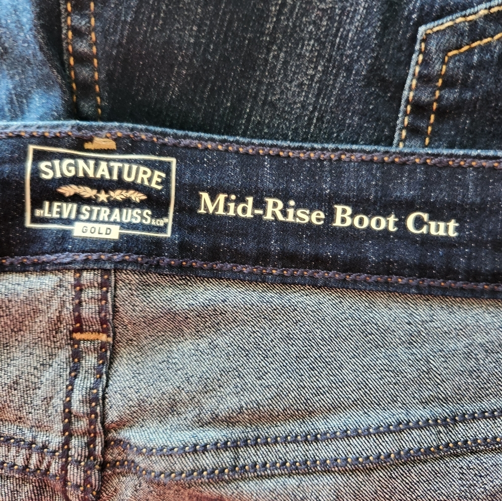 17.  NWT Signature by Levi Strauss & Co. Women's Plus Size Modern Bootcu… - Picture 9 of 10